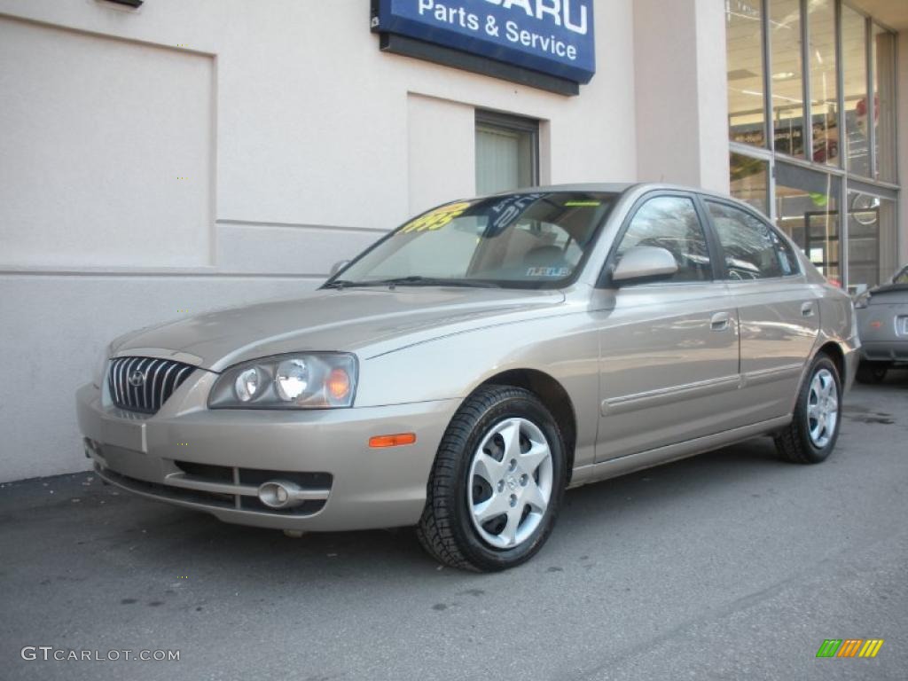 2006 Elantra Limited Sedan - Champagne Beige / Beige photo #2