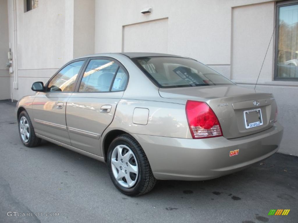 2006 Elantra Limited Sedan - Champagne Beige / Beige photo #4
