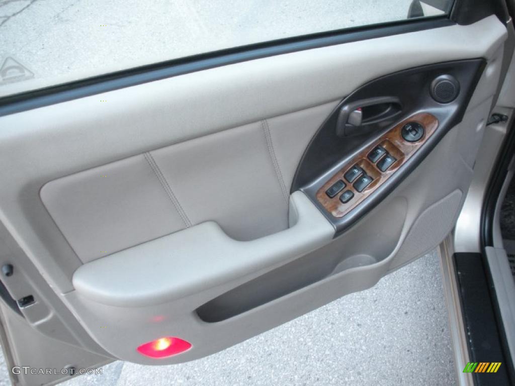 2006 Elantra Limited Sedan - Champagne Beige / Beige photo #16