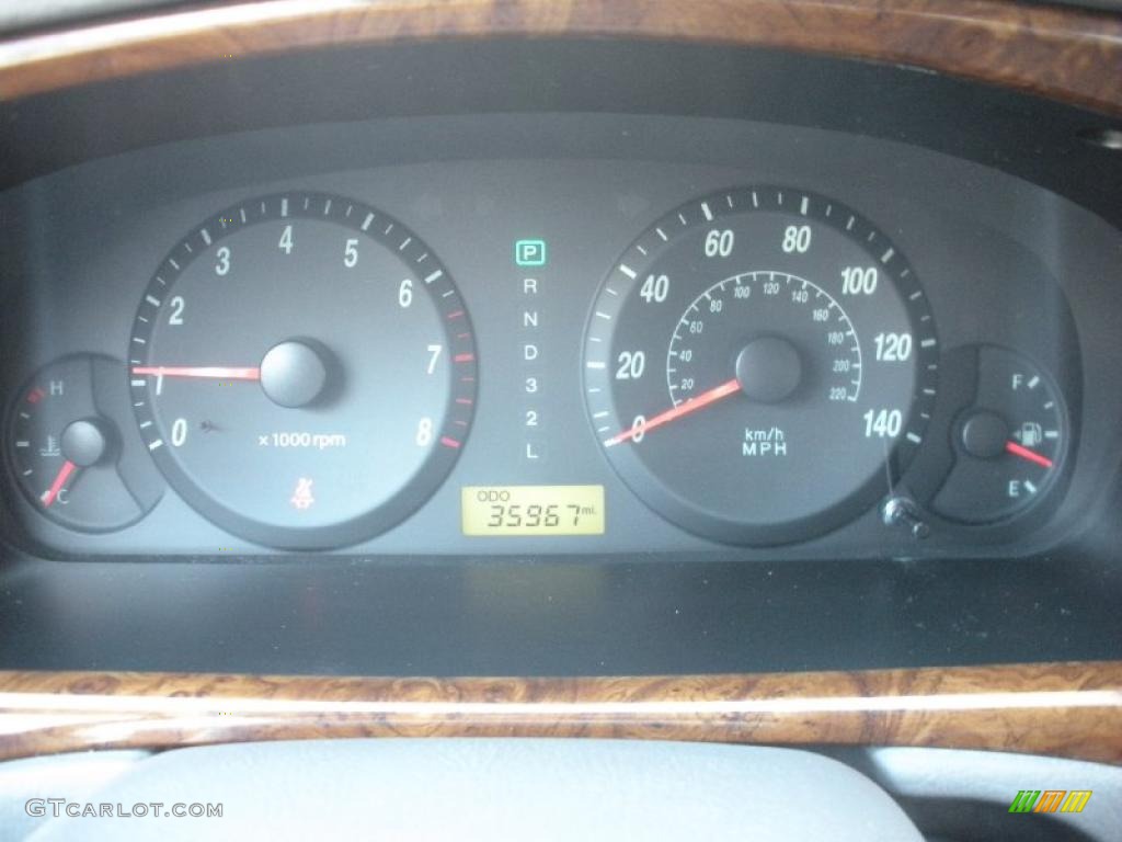 2006 Elantra Limited Sedan - Champagne Beige / Beige photo #20