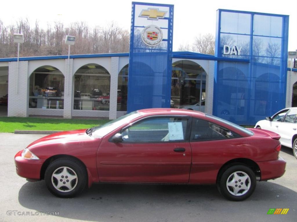 2001 Cavalier Coupe - Cayenne Red Metallic / Graphite photo #2