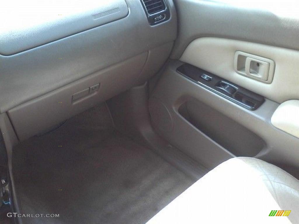1999 4Runner SR5 - Natural White / Oak photo #11