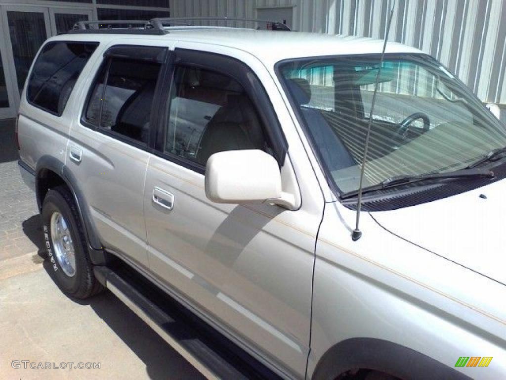 1999 4Runner SR5 - Natural White / Oak photo #21