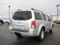Silver Lightning - Pathfinder S 4x4 Photo No. 11