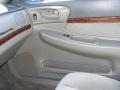 2004 White Chevrolet Impala   photo #15