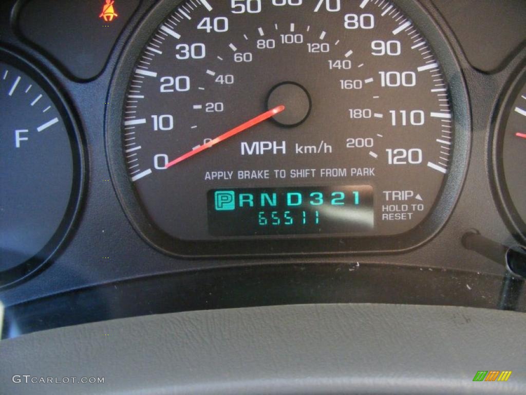 2004 Impala  - White / Medium Gray photo #18