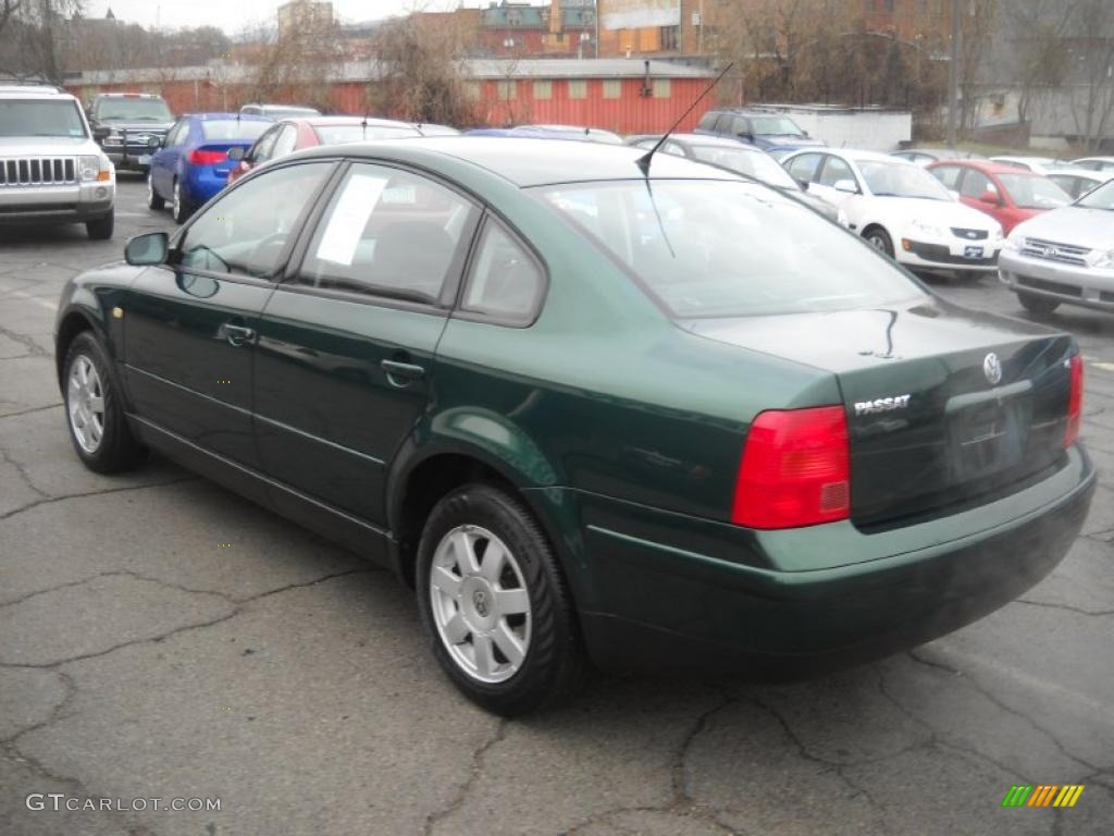 2000 Passat GLS V6 Sedan - Bright Green Metallic / Black photo #4