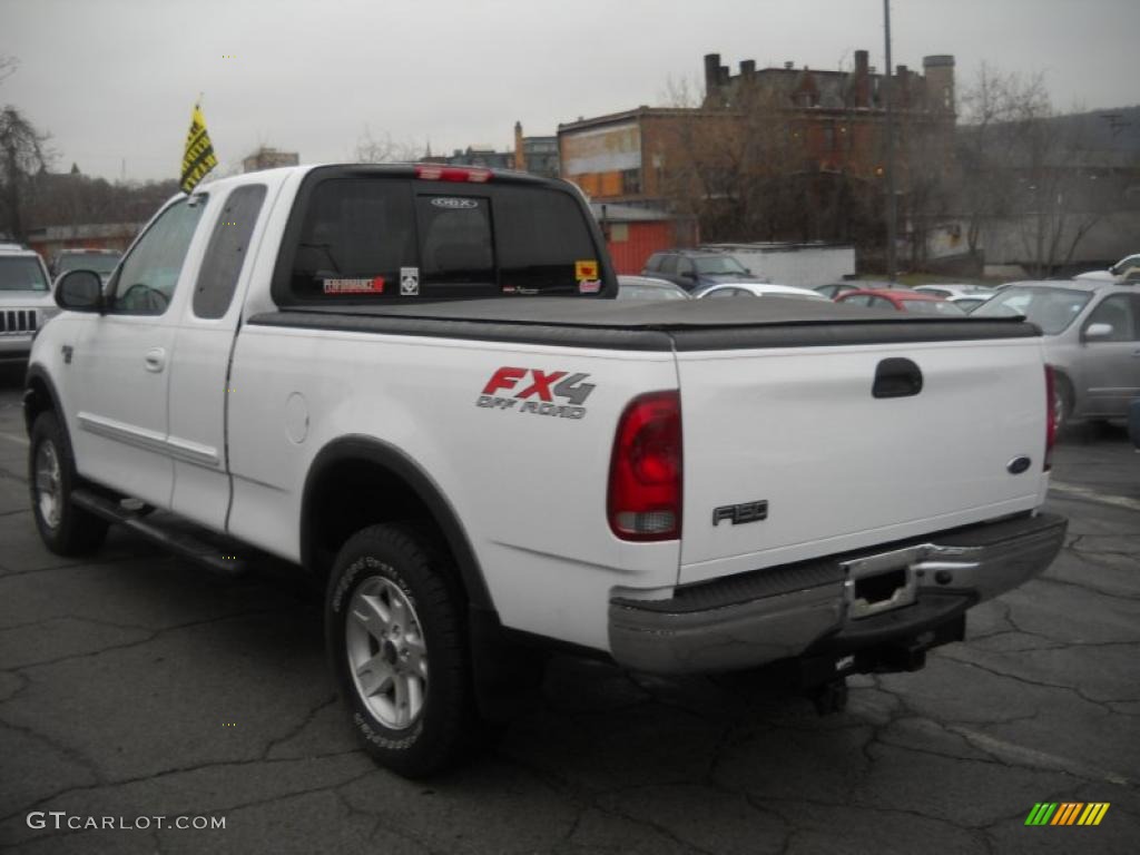 2002 F150 FX4 SuperCab 4x4 - Oxford White / Medium Graphite photo #4