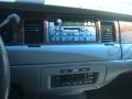 Vibrant White - Town Car Executive Photo No. 13