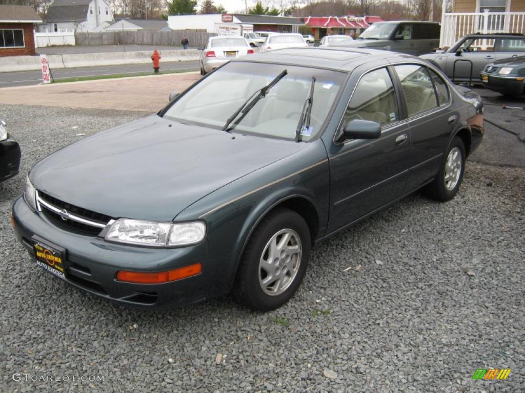 Cypress Green Pearl Metallic Nissan Maxima