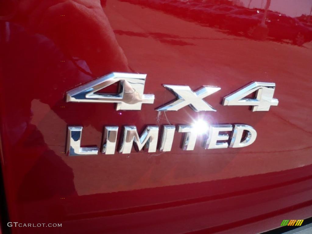 2010 Grand Cherokee Limited 4x4 - Inferno Red Crystal Pearl / Dark Slate Gray/Light Graystone photo #16