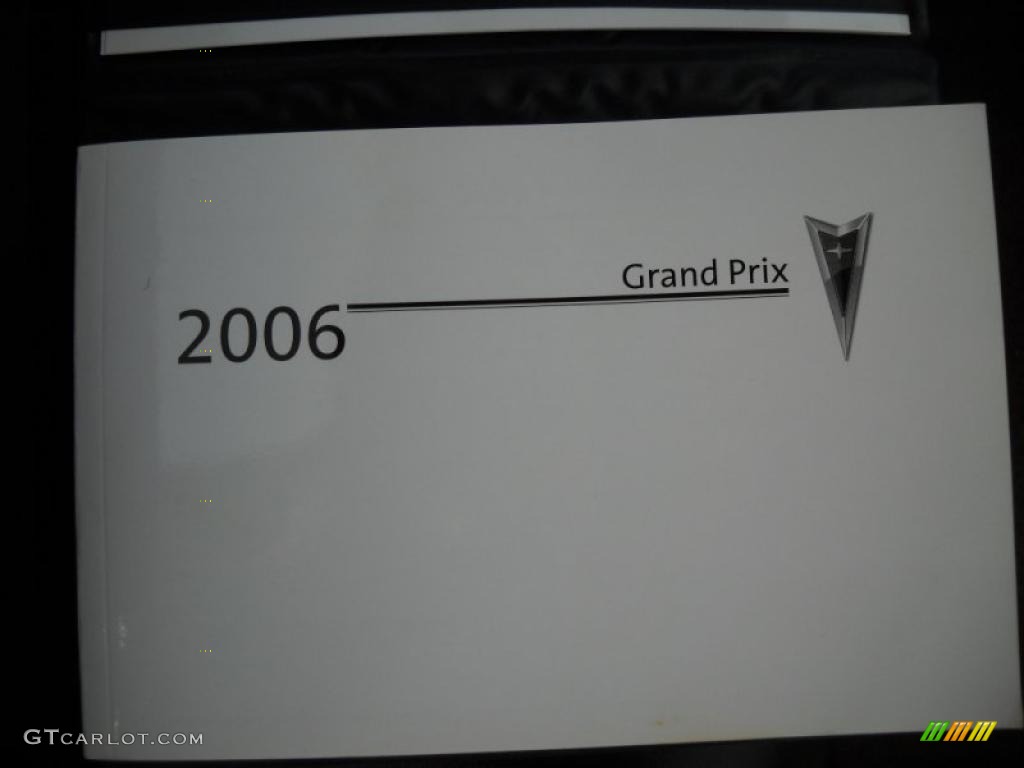 2006 Grand Prix GT Sedan - Ivory White / Ebony photo #26