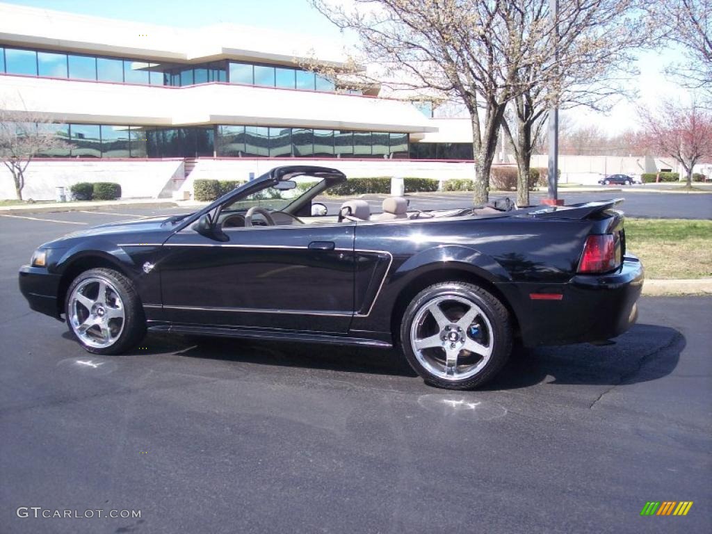 1999 Mustang V6 Convertible - Black / Medium Parchment photo #23