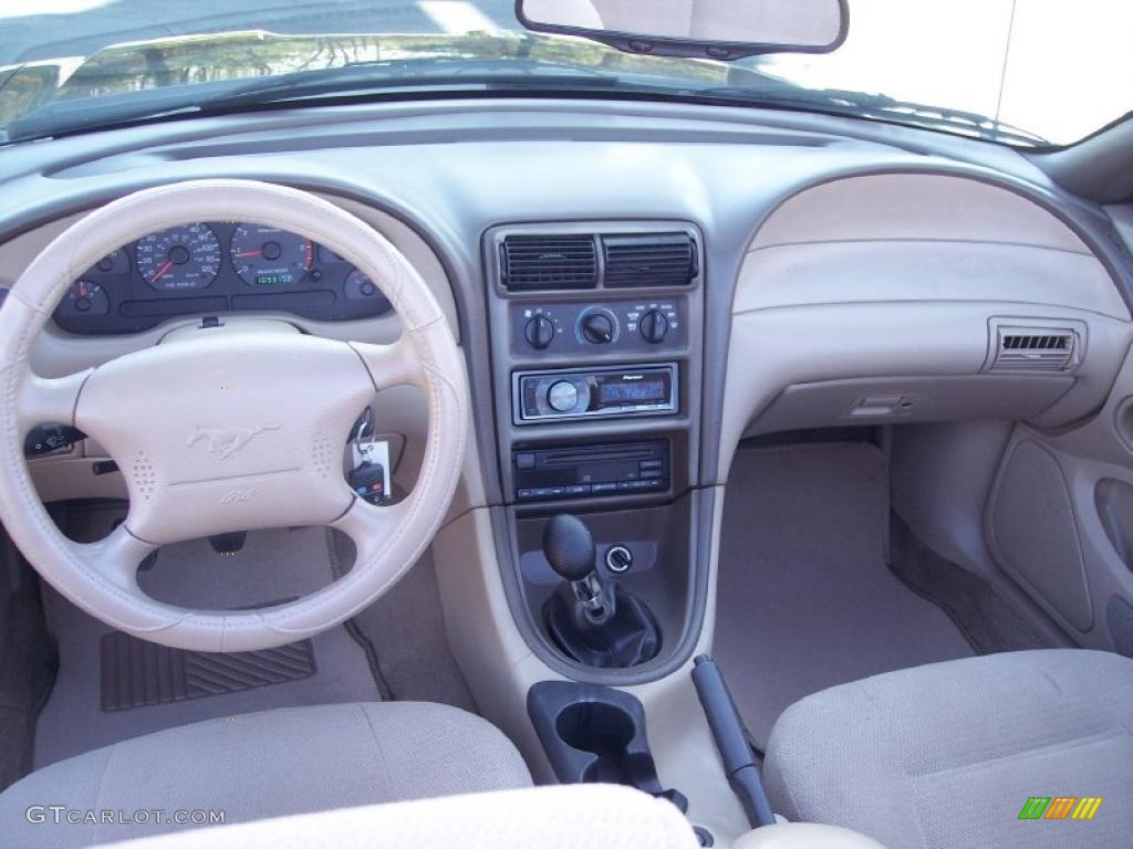 1999 Mustang V6 Convertible - Black / Medium Parchment photo #36