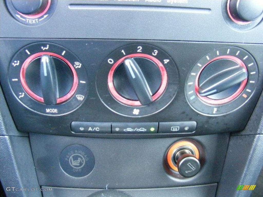 2005 MAZDA3 s Hatchback - Strato Blue Mica / Black photo #21