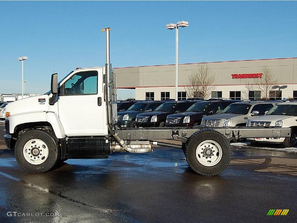 2009 C Series Topkick C7500 Regular Cab Chassis - Summit White / Dark Pewter photo #4