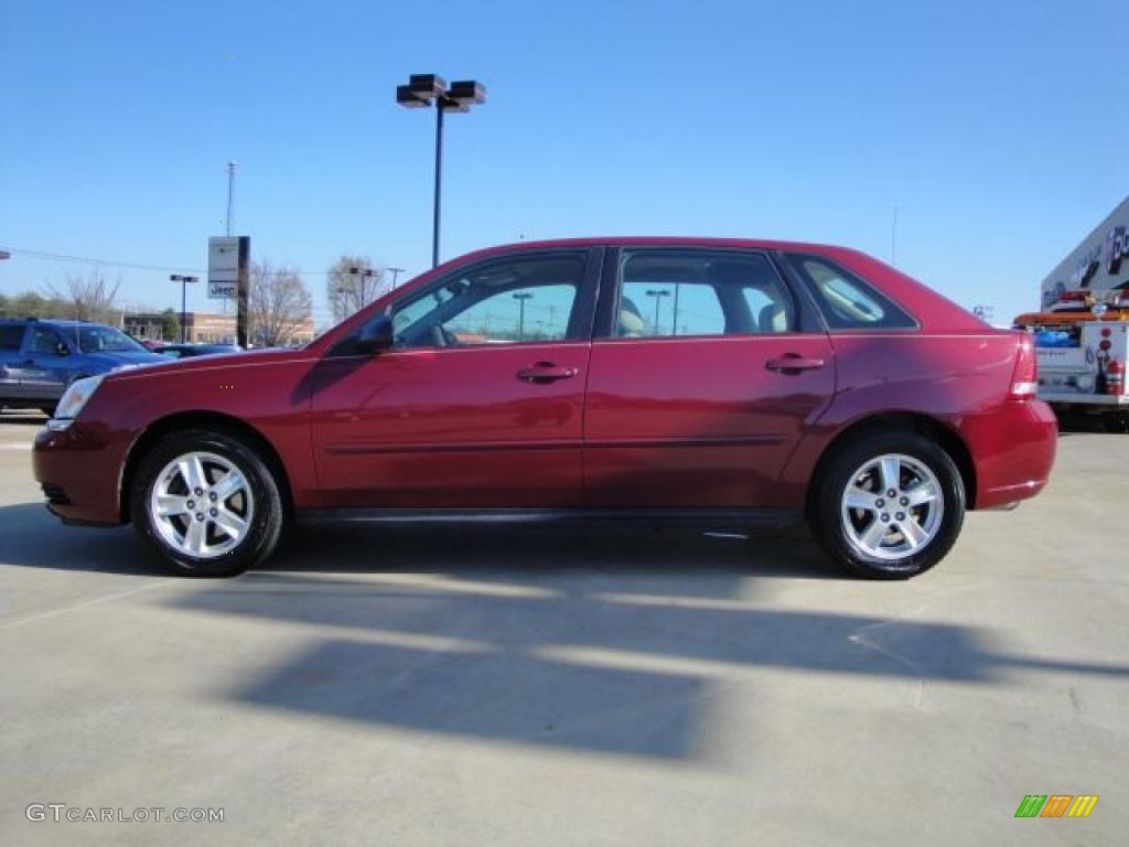 2004 Malibu Maxx LS Wagon - Sport Red Metallic / Neutral photo #6
