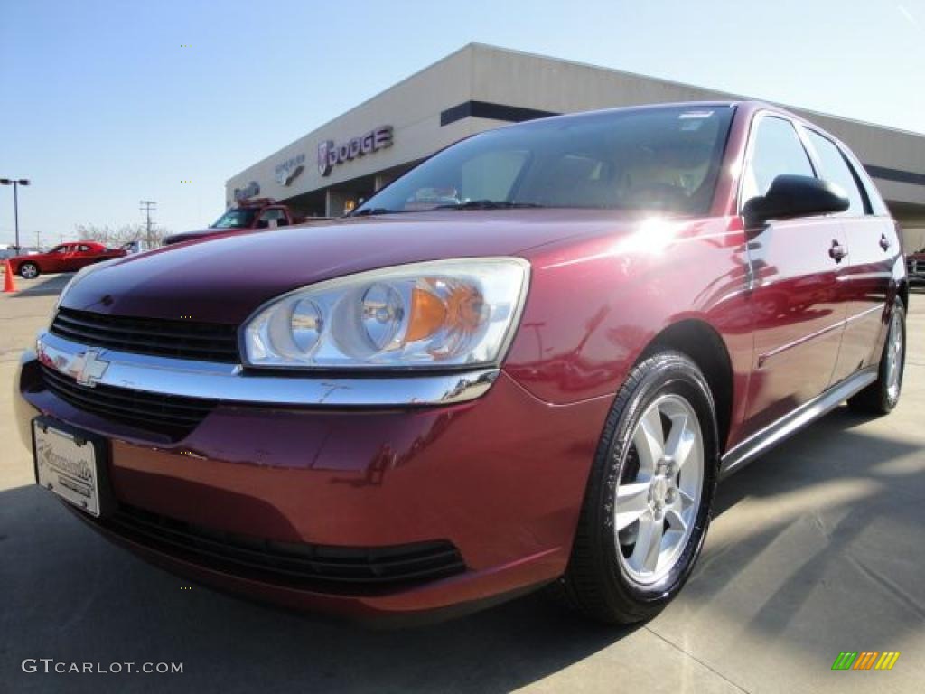 2004 Malibu Maxx LS Wagon - Sport Red Metallic / Neutral photo #7