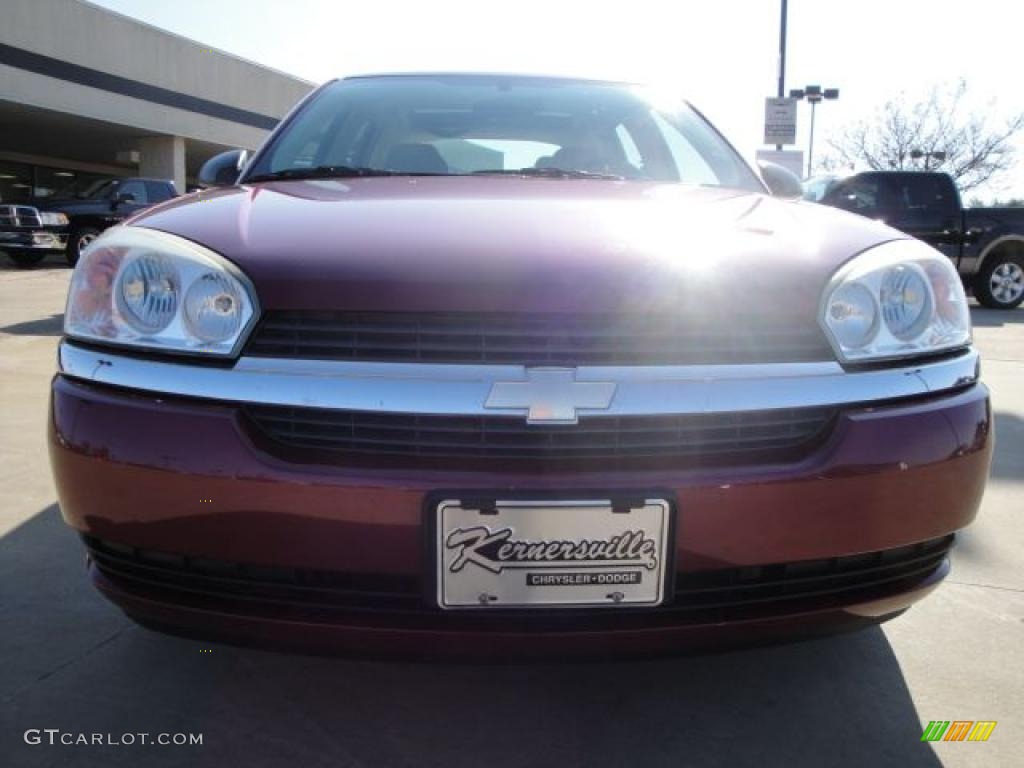 2004 Malibu Maxx LS Wagon - Sport Red Metallic / Neutral photo #8
