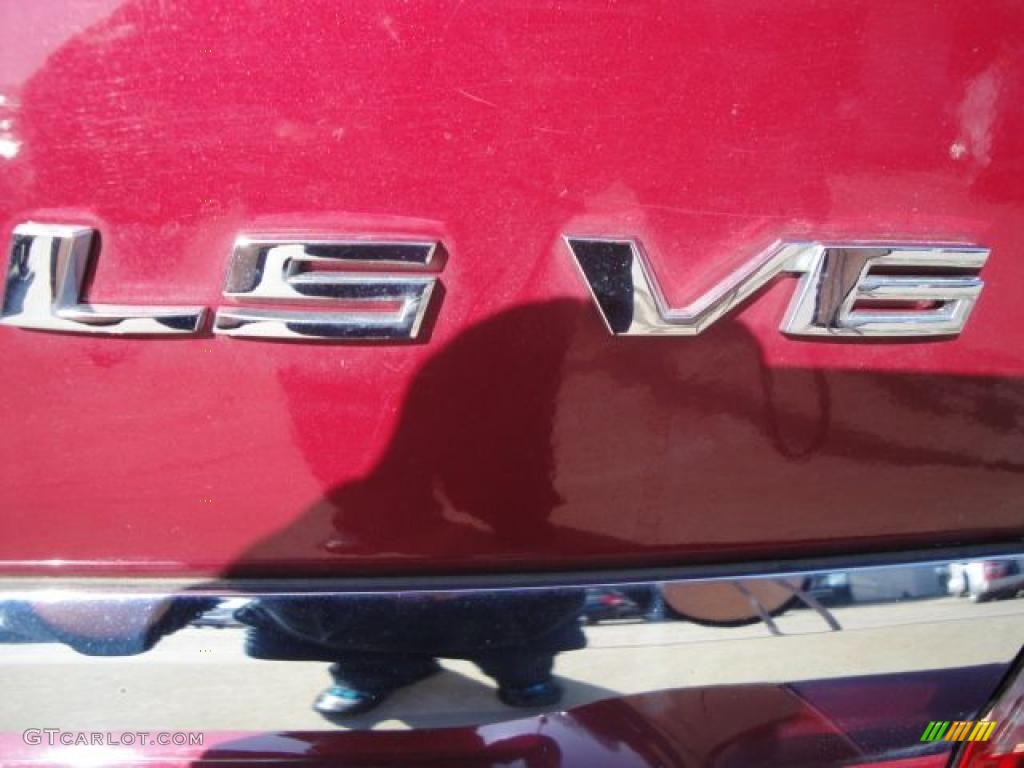 2004 Malibu Maxx LS Wagon - Sport Red Metallic / Neutral photo #27