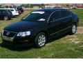 Deep Black - Passat Turbo Sedan Photo No. 3