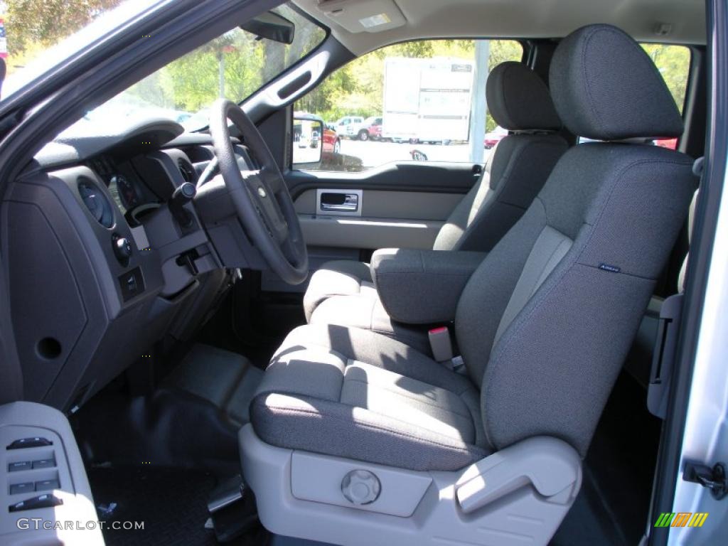 2010 F150 XL SuperCab - Ingot Silver Metallic / Medium Stone photo #5