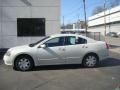 2004 Dover White Pearl Mitsubishi Galant ES  photo #1