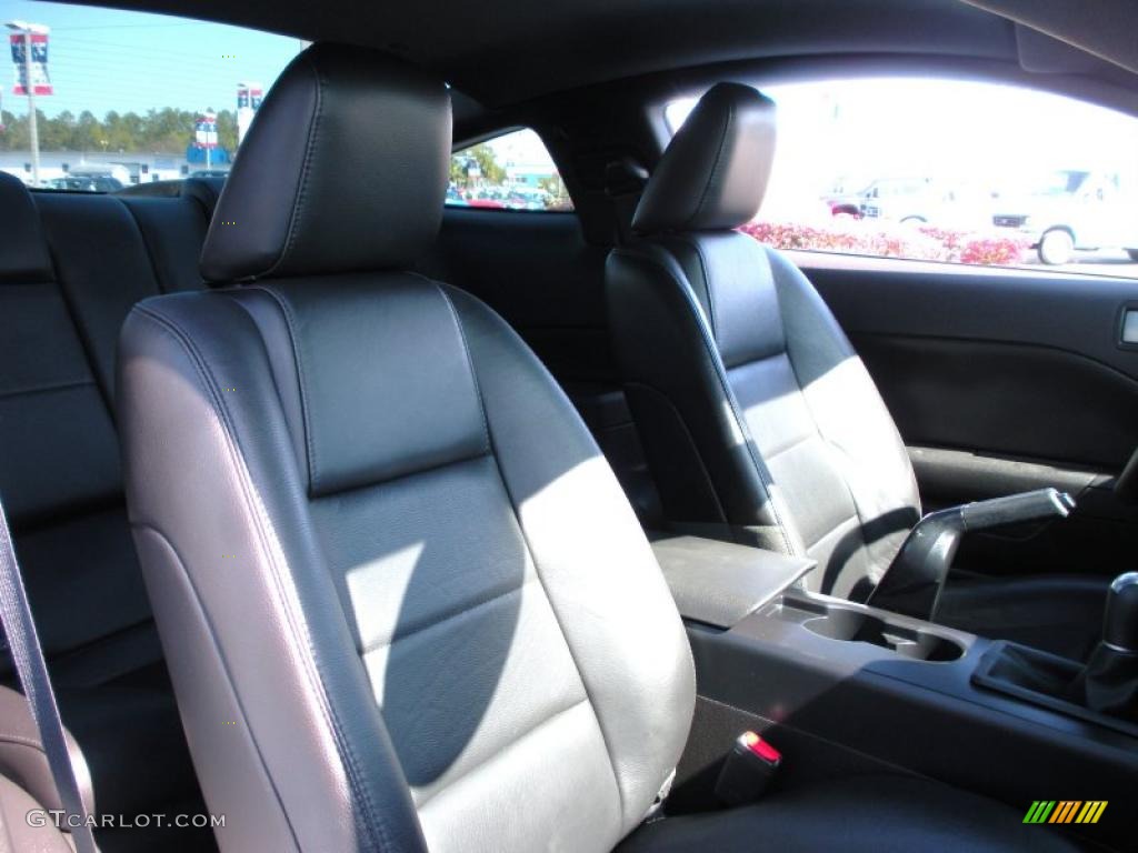 2007 Mustang V6 Premium Coupe - Tungsten Grey Metallic / Dark Charcoal photo #15