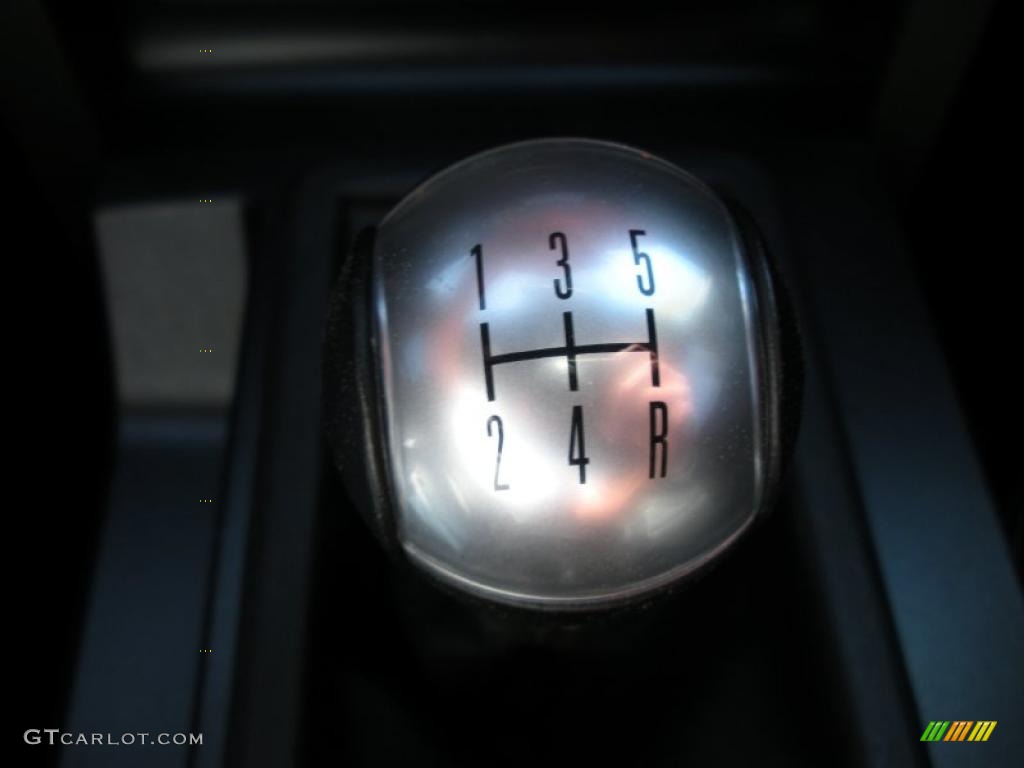 2007 Mustang V6 Premium Coupe - Tungsten Grey Metallic / Dark Charcoal photo #22