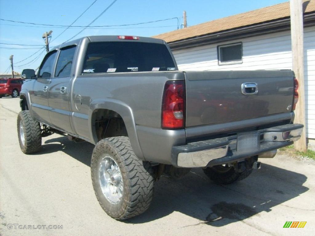 2006 Silverado 2500HD LT Crew Cab 4x4 - Graystone Metallic / Dark Charcoal photo #3