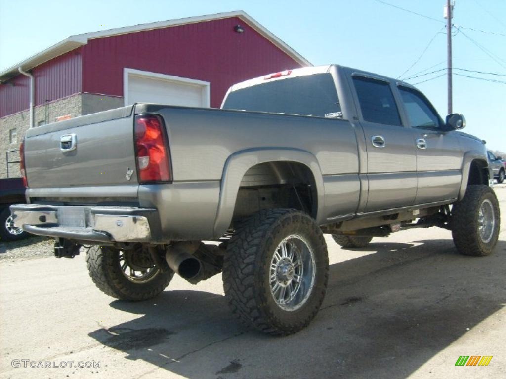 2006 Silverado 2500HD LT Crew Cab 4x4 - Graystone Metallic / Dark Charcoal photo #5