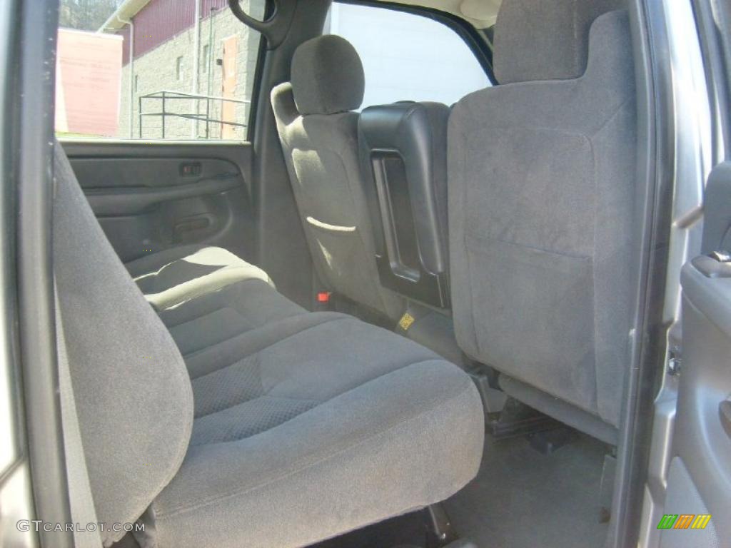 2006 Silverado 2500HD LT Crew Cab 4x4 - Graystone Metallic / Dark Charcoal photo #17