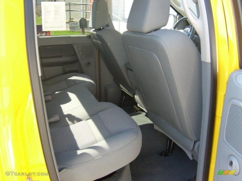 2007 Ram 1500 SLT Quad Cab 4x4 - Detonator Yellow / Medium Slate Gray photo #17