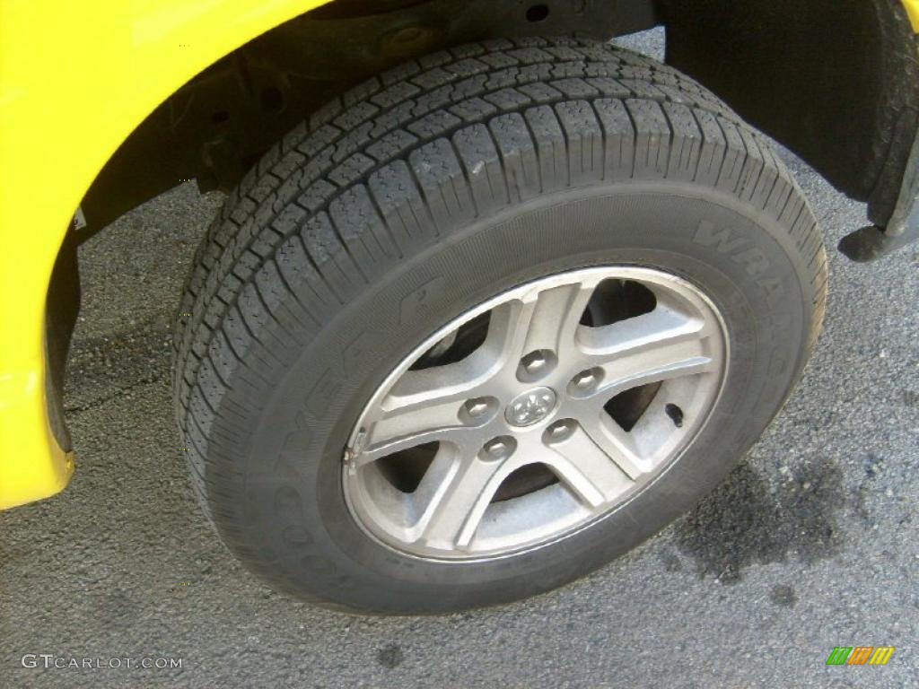 2007 Ram 1500 SLT Quad Cab 4x4 - Detonator Yellow / Medium Slate Gray photo #21