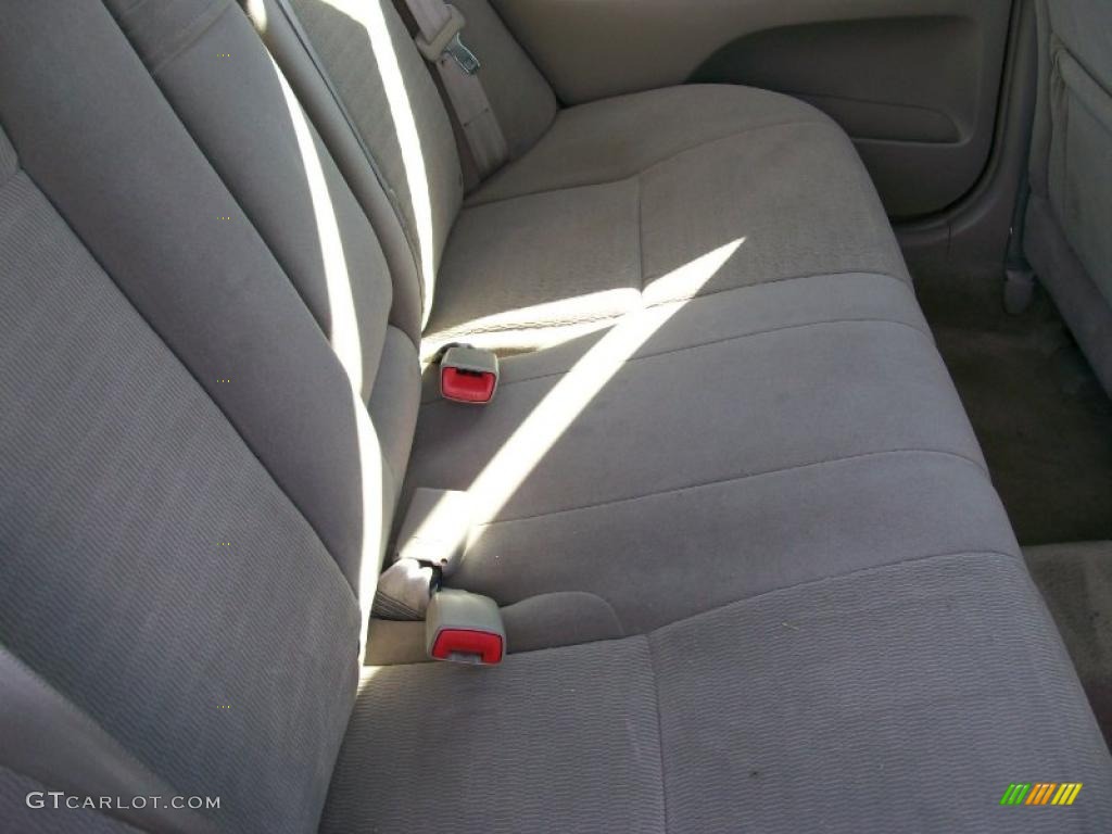 2005 Camry LE - Beige / Taupe photo #7