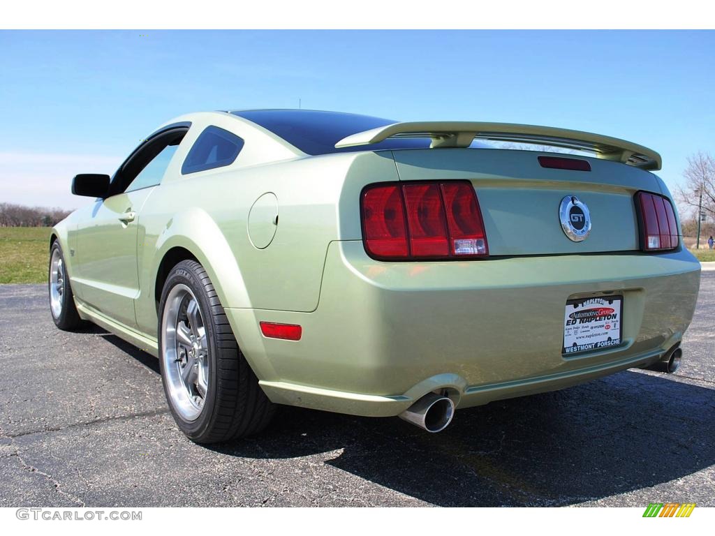 2005 Mustang GT Premium Coupe - Legend Lime Metallic / Dark Charcoal photo #4