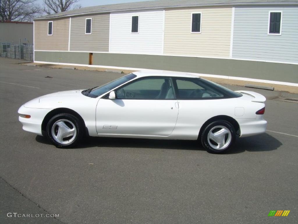 1996 Probe SE - Performance White / Black photo #5