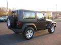 Black - Wrangler X 4x4 Photo No. 2