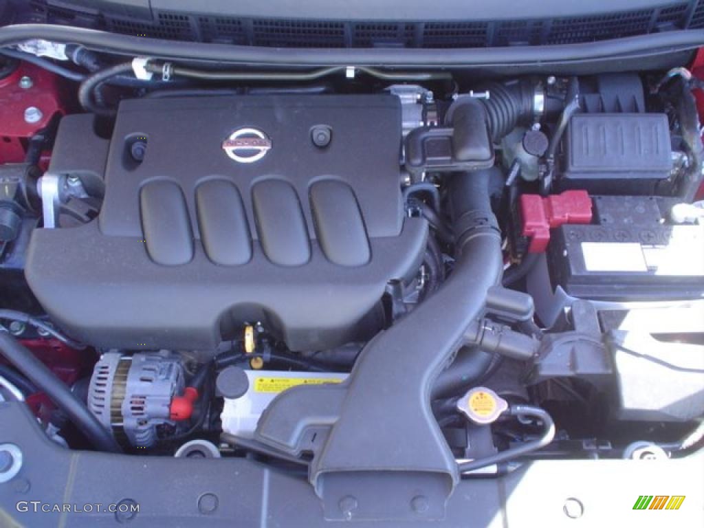 2010 Versa 1.8 S Hatchback - Red Alert / Charcoal photo #6