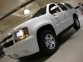 Summit White - Tahoe LT 4x4 Photo No. 1