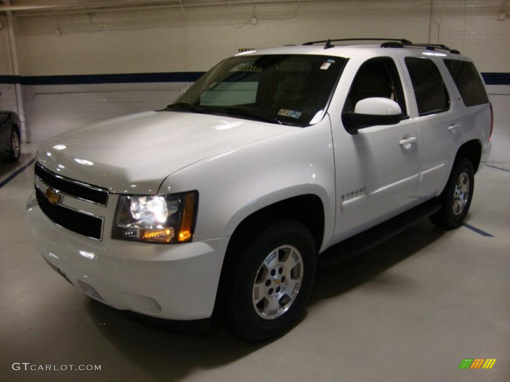 2007 Tahoe LT 4x4 - Summit White / Light Cashmere/Ebony photo #2