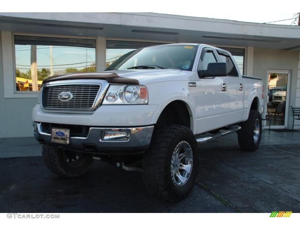 2004 F150 Lariat SuperCrew 4x4 - Oxford White / Tan photo #1