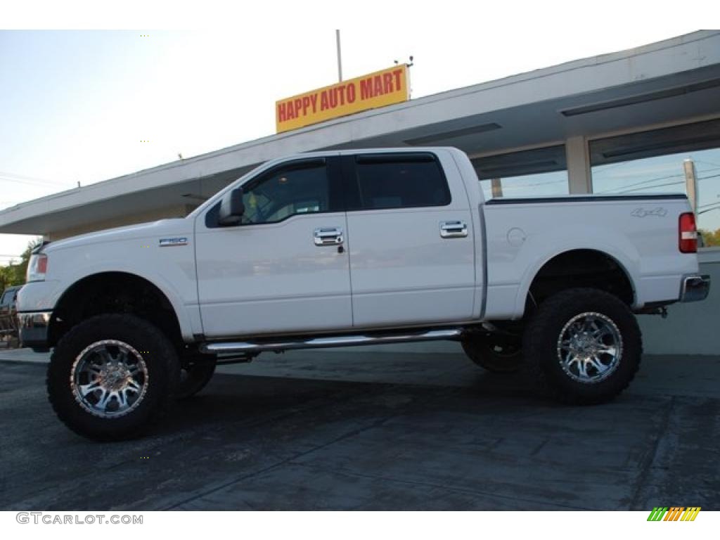 2004 F150 Lariat SuperCrew 4x4 - Oxford White / Tan photo #5