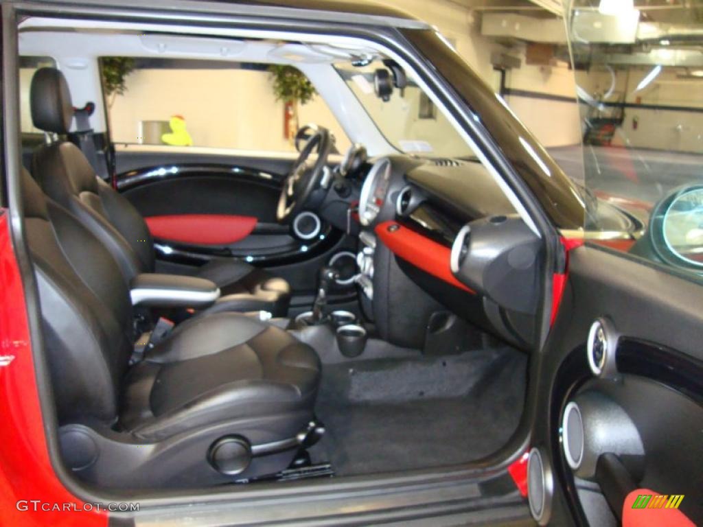 2007 Cooper Hardtop - Chili Red / Punch Carbon Black photo #18