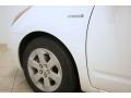 Super White - Prius Hybrid Photo No. 24