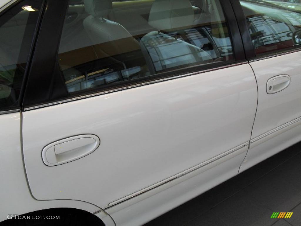 1999 Avalon XLS - White Diamond Pearl / Ivory photo #11