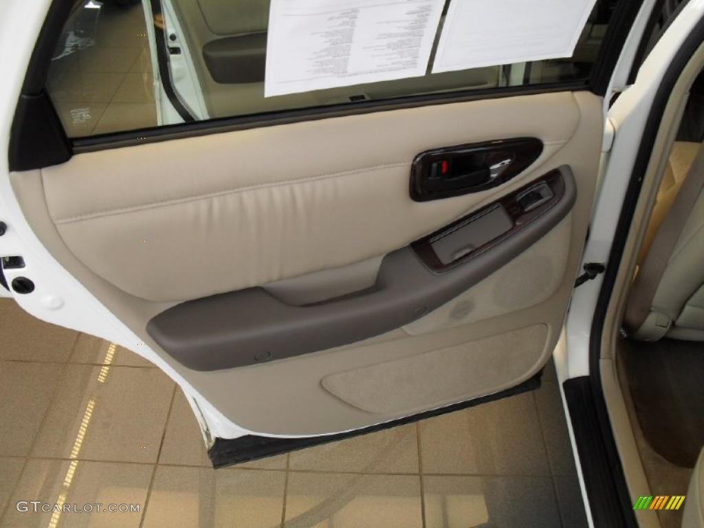 1999 Avalon XLS - White Diamond Pearl / Ivory photo #20