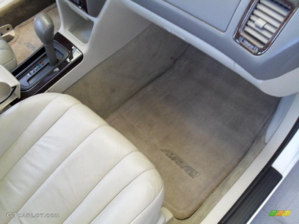 1999 Avalon XLS - White Diamond Pearl / Ivory photo #24