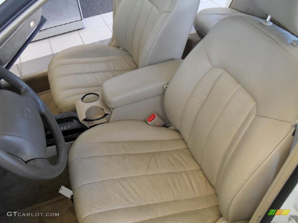 1999 Avalon XLS - White Diamond Pearl / Ivory photo #33
