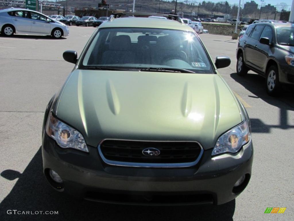 2006 Outback 2.5i Wagon - Willow Green Opalescent / Taupe photo #9